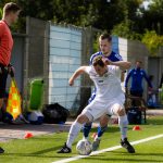 Zweikampf Luca Strafehl (LTS Bremerhaven)

Bremen-Liga Spiel Habenhauser FV gegen LTS Bremerhaven