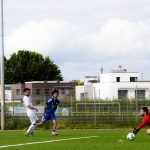 Torschuss Janive Solomon (LTS Bremerhaven)

Bremen-Liga Spiel Habenhauser FV gegen LTS Bremerhaven