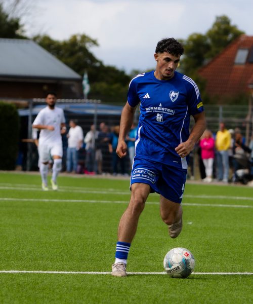 Karim Stüben (LTS Bremerhaven)

Bremen-Liga Spiel Habenhauser FV gegen LTS Bremerhaven